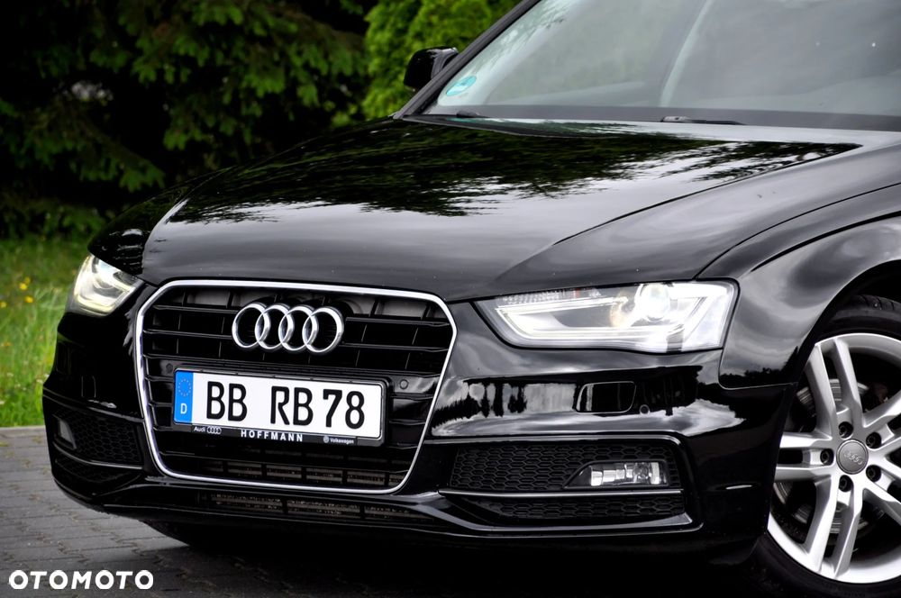 Audi A4 Avant 2.0 TDI DPF S line Sportpaket - 5