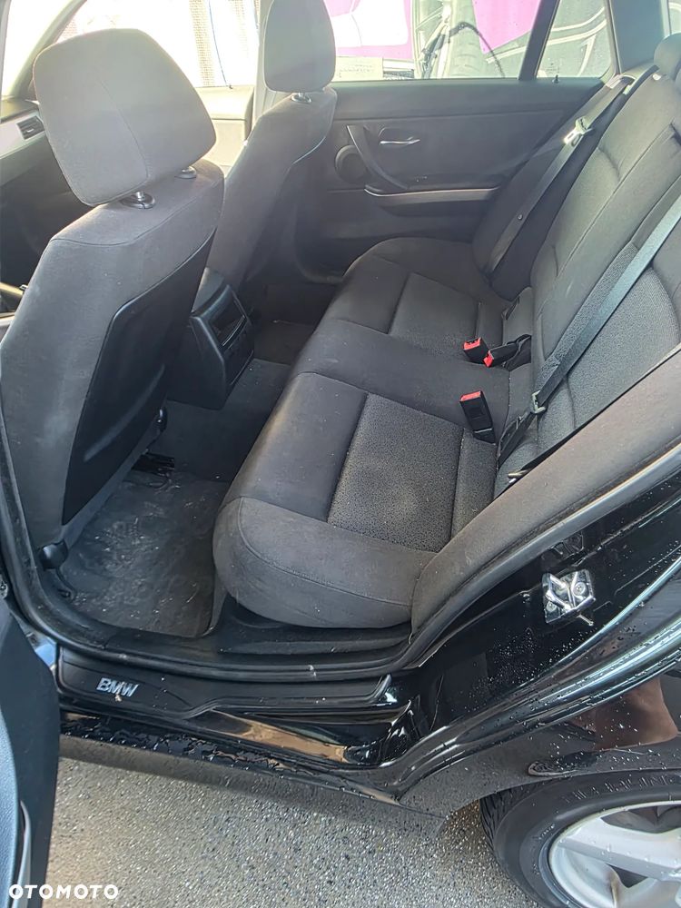 BMW Seria 3 - 24