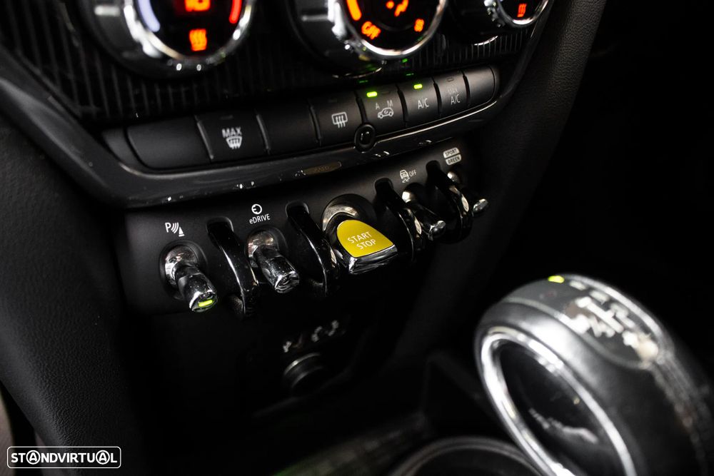 MINI Countryman Cooper SE ALL4 Auto - 22