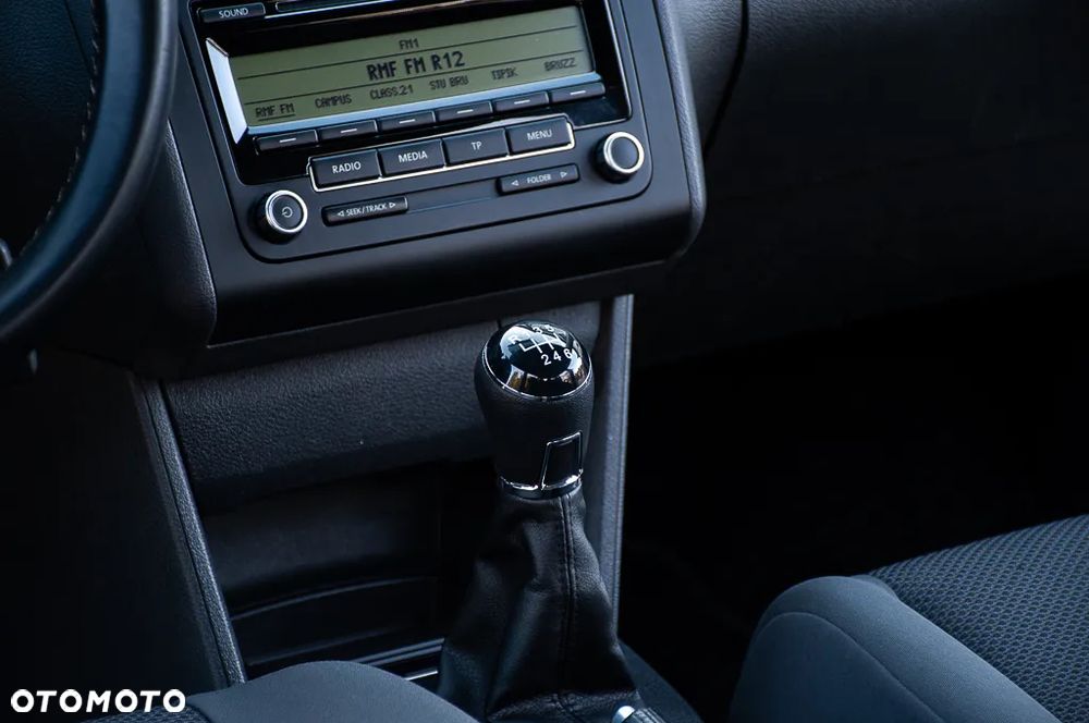 Volkswagen Touran 1.6 TDI DPF Trendline - 21