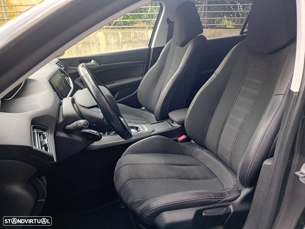 Peugeot 308 PureTech 110 Stop & Start Allure - 17