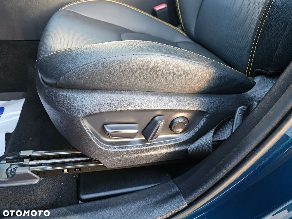 Toyota C-HR 2.0 Hybrid Dynamic Force Executive Premiere Edition AWD - 32