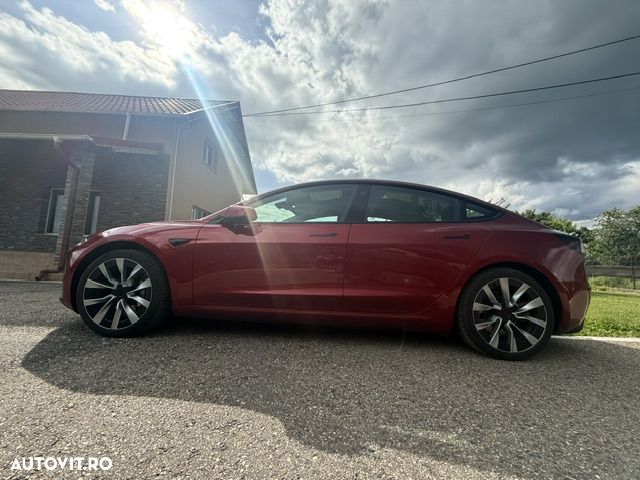 Tesla Model 3 - 2
