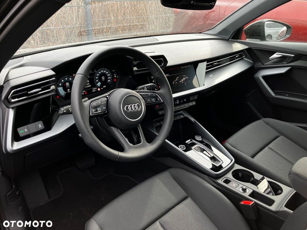 Audi A3 Sportback - 13