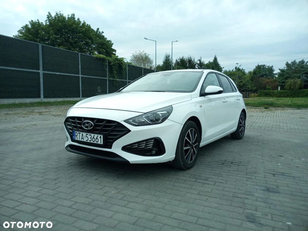 Hyundai i30 1.5 DPI Classic + - 1