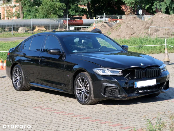 BMW Seria 5 520d xDrive M Sport sport