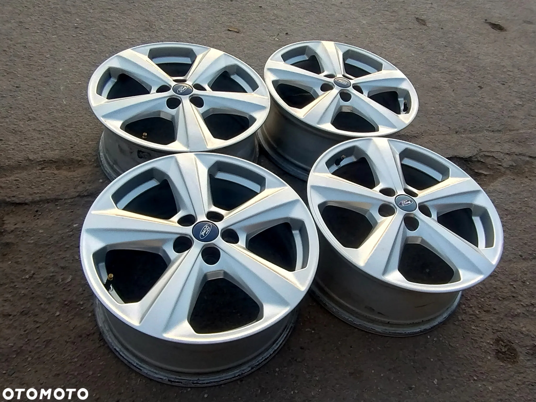 5x108 Felgi Aluminiowe Alufelgi 18 Koła FORD KUGA I II 2 GALAXY II 2 III 3 CMAX FOCUS MONDEO MK3 MK4 SMAX  I II 2 TRANSIT TOURNEO CONNECT VOLVO XC70 V50 V60 S40 C30 XC60 V40 S60 Legnica ALU-RAD - 3