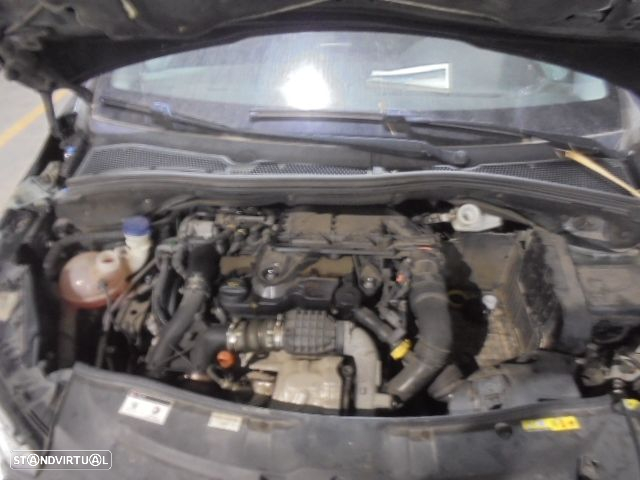 Carro MOT: 9HD DV6CTED CXVEL:9174157510 HL136 PEUGEOT 2008 1 2014 1.6HDI 114CV 5P PRETO DIESEL - 2