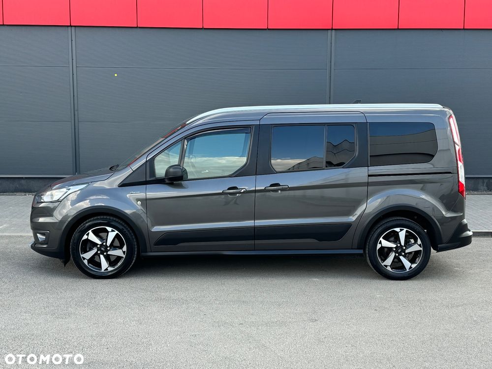 Ford Tourneo Connect Grand - 16