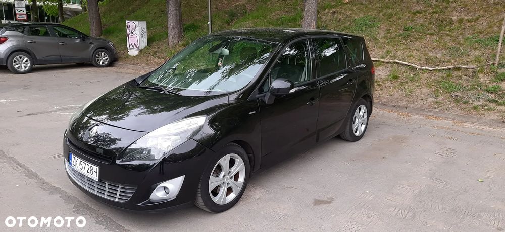 Renault Scenic 1.4 16V TCE Bose Edition - 9