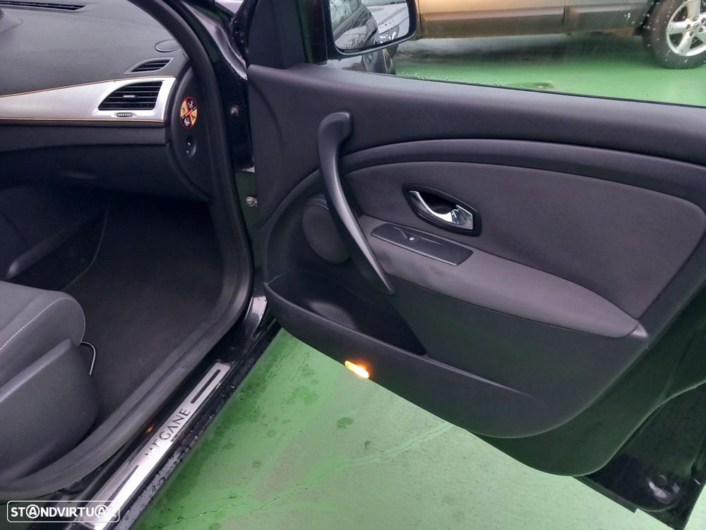 Renault Mégane Sport Tourer 1.5 dCi Dynamique - 10