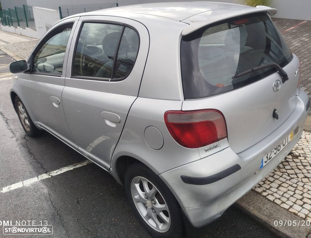 Toyota Yaris 1.0 Luna - 2