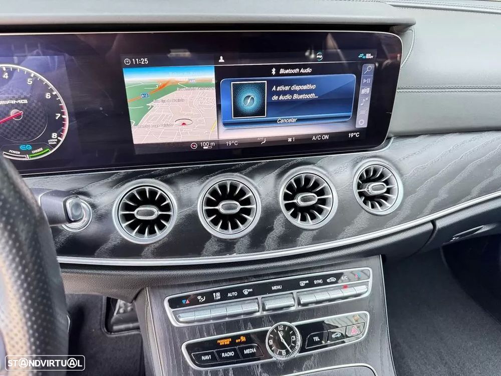 Mercedes-Benz E 53 AMG 4Matic+ - 32