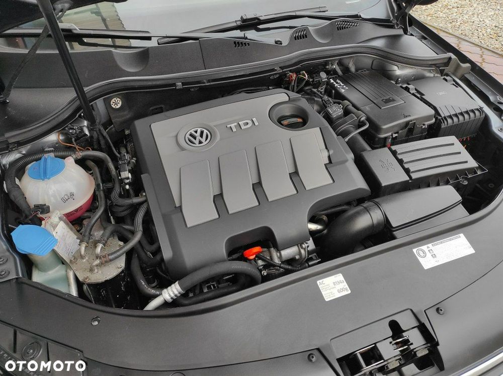 Volkswagen Passat - 19