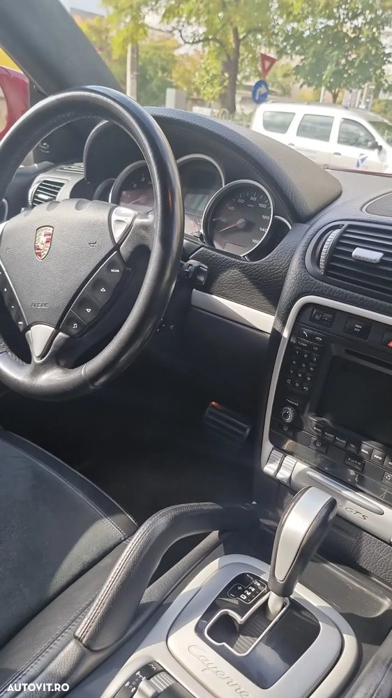 Porsche Cayenne Tiptronic S GTS - 10