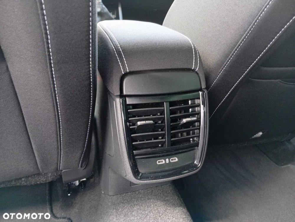 Skoda Kamiq 1.5 TSI Monte Carlo DSG - 21