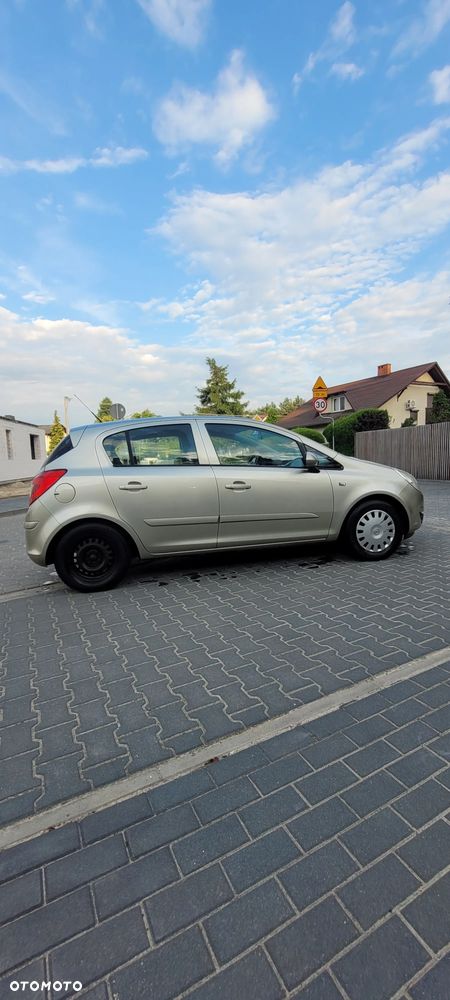 Opel Corsa - 12