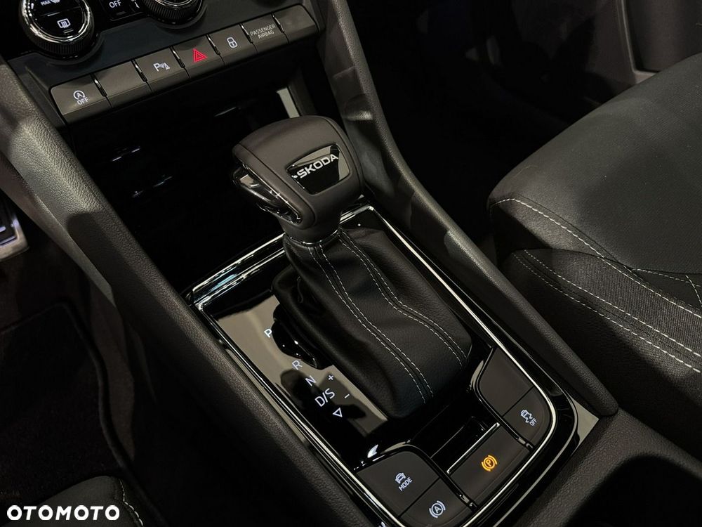 Skoda Karoq 1.5 TSI DSG Sportline - 25