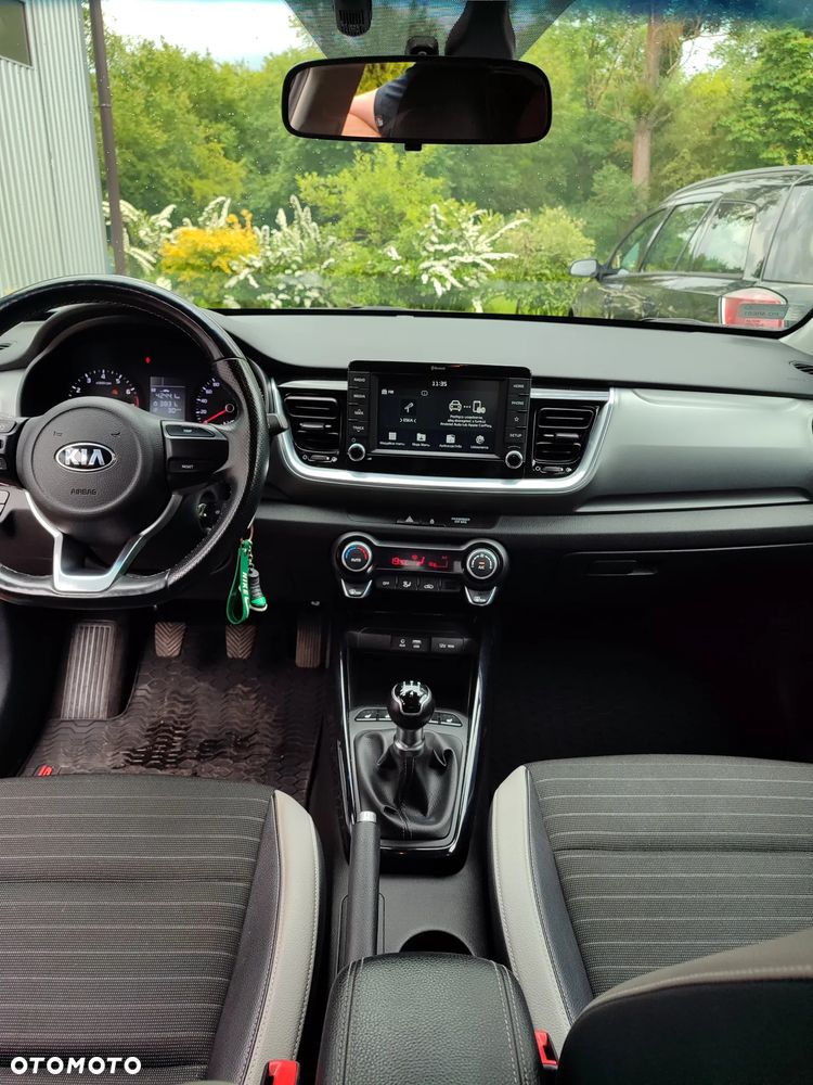 Kia Stonic 1.2 L - 7