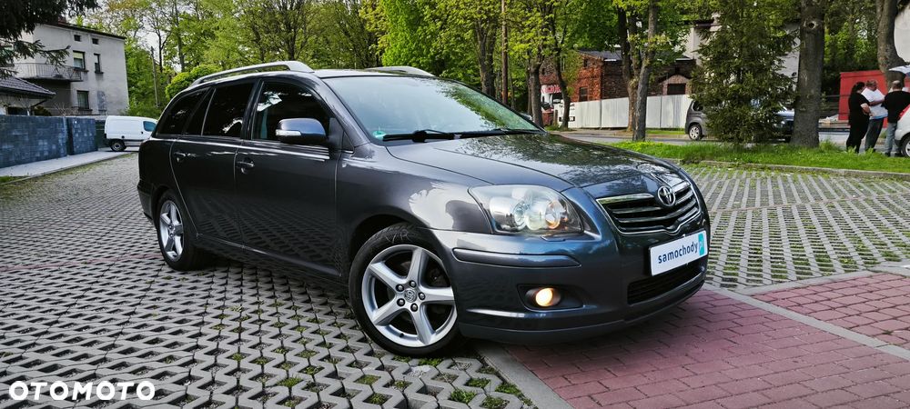 Toyota Avensis 2.2 D-4D Sol Plus - 4