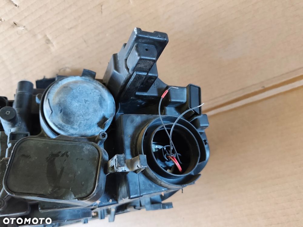 AUDI A4 B8 LAMPA PRAWY PRZÓD 8K0941004 - 10
