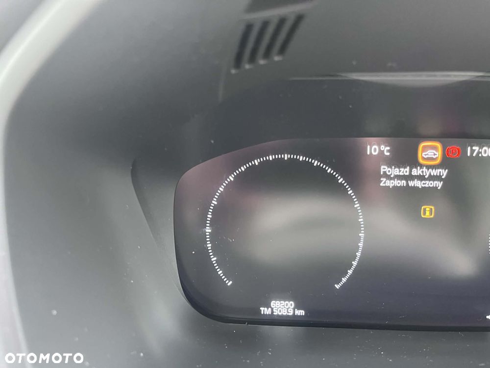 Volvo XC 60 D4 Inscription - 9