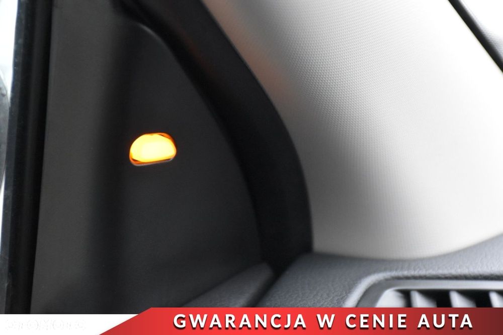 Nissan Qashqai 1.3 DIG-T N-Connecta DCT - 22