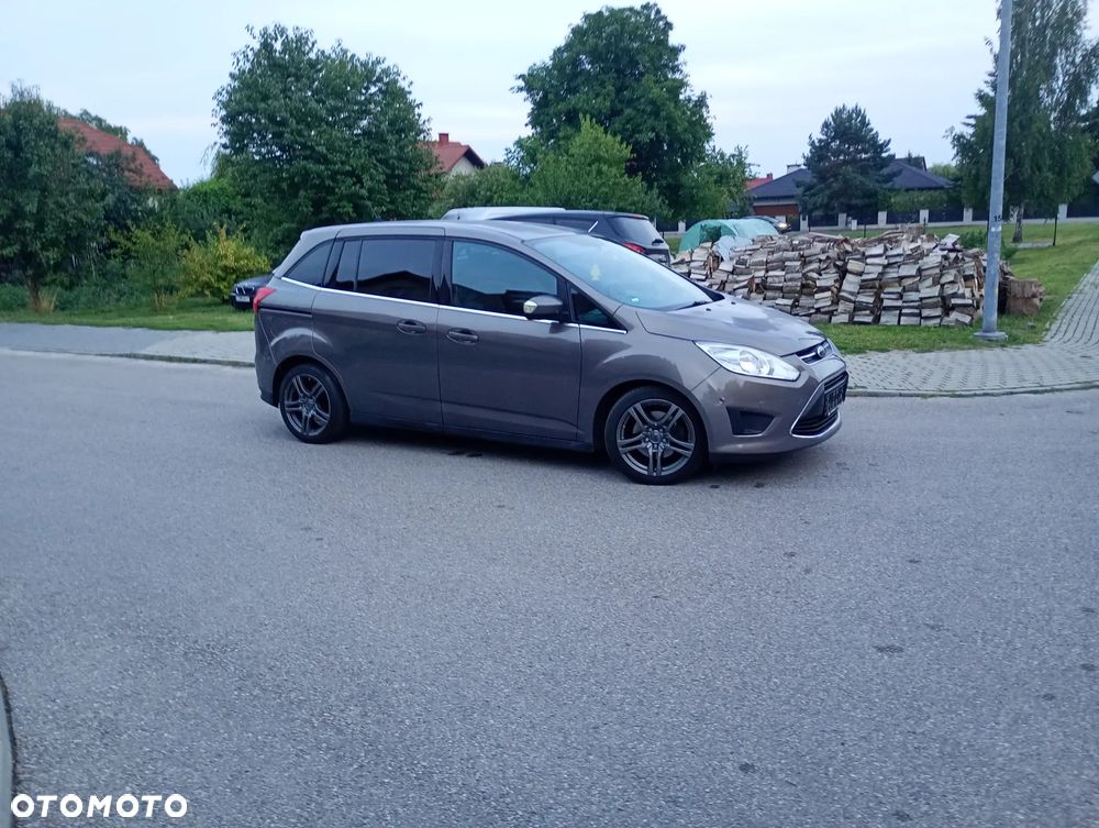 Ford Grand C-MAX - 7