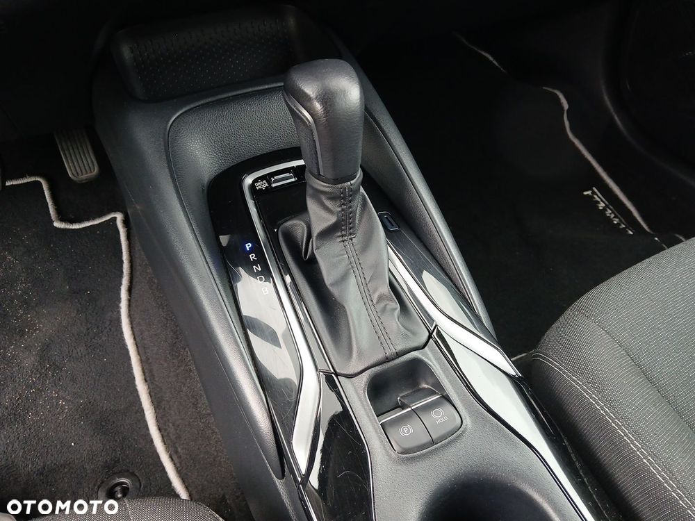 Toyota Corolla 1.8 Hybrid Comfort - 35