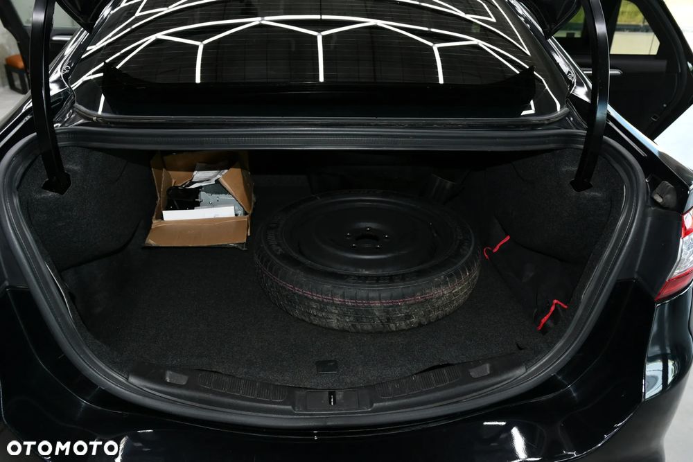 Ford Fusion - 27