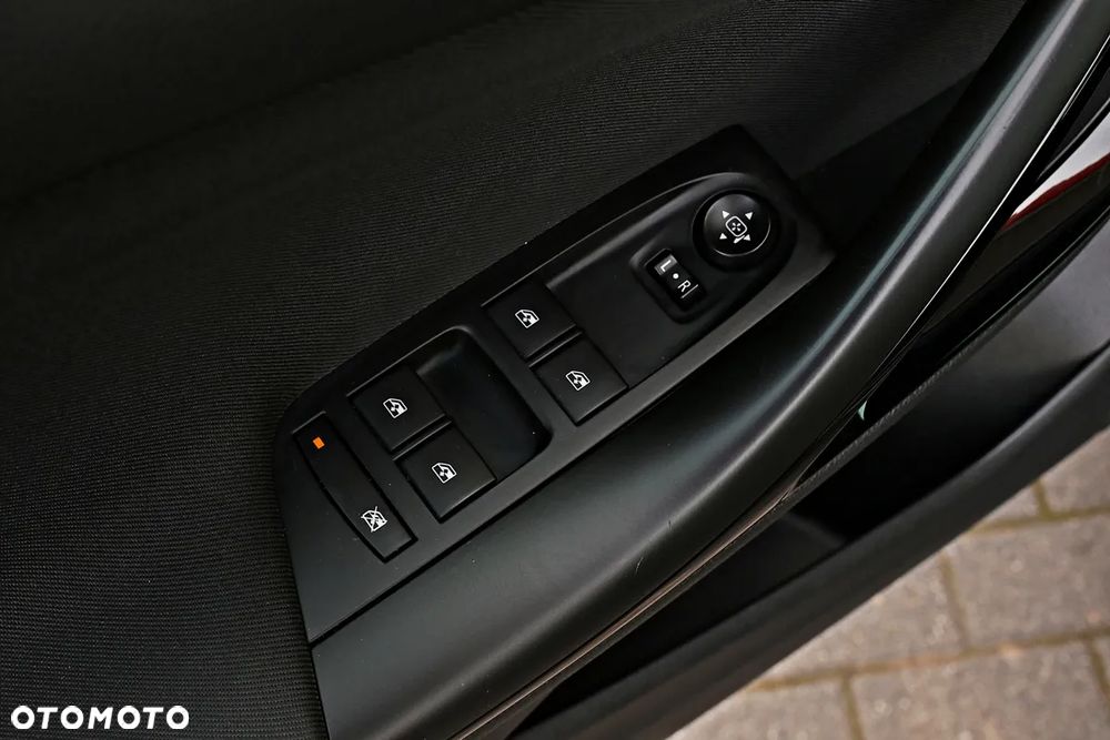 Opel Astra 1.4 Turbo Active - 34