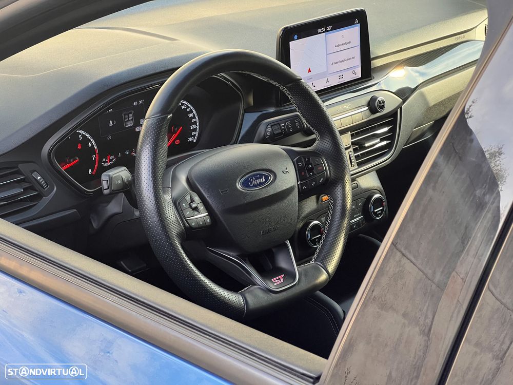 Ford Focus 2.3 EcoBoost S&S ST X - 4