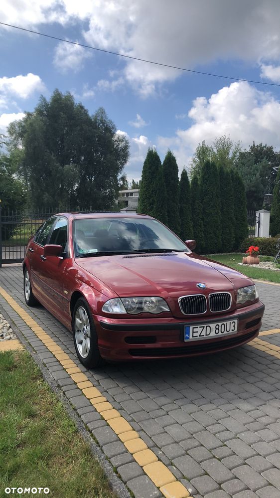 BMW Seria 3 318i - 7