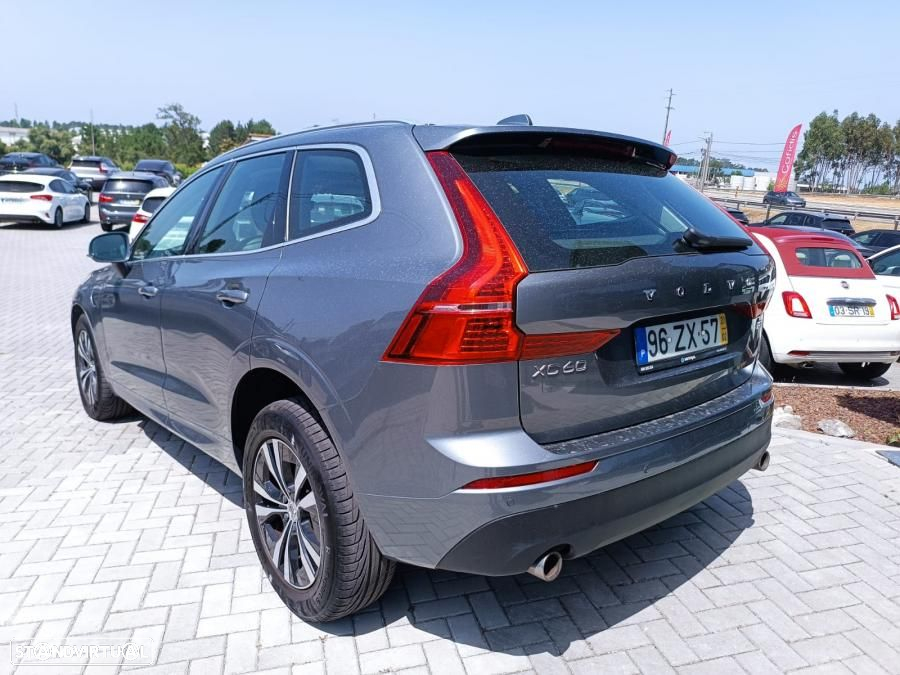 Volvo XC 60 2.0 T8 PHEV Momentum AWD - 3