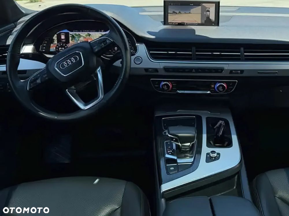 Audi Q7 3.0 TFSI Quattro Tiptronic - 12