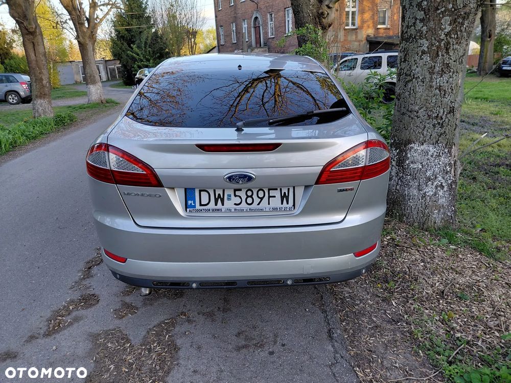 Ford Mondeo 2.0 TDCi Ambiente - 4