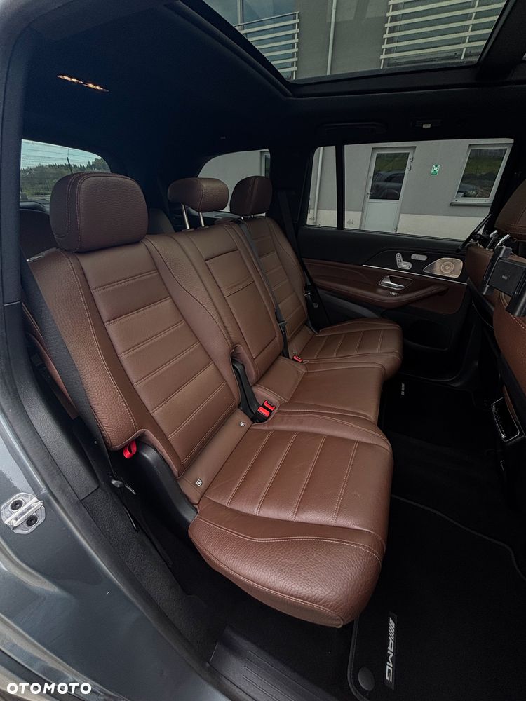 Mercedes-Benz GLS - 26