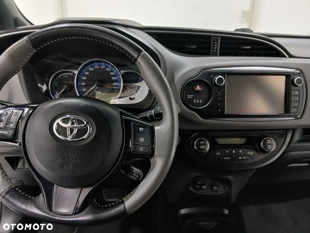 Toyota Yaris - 20