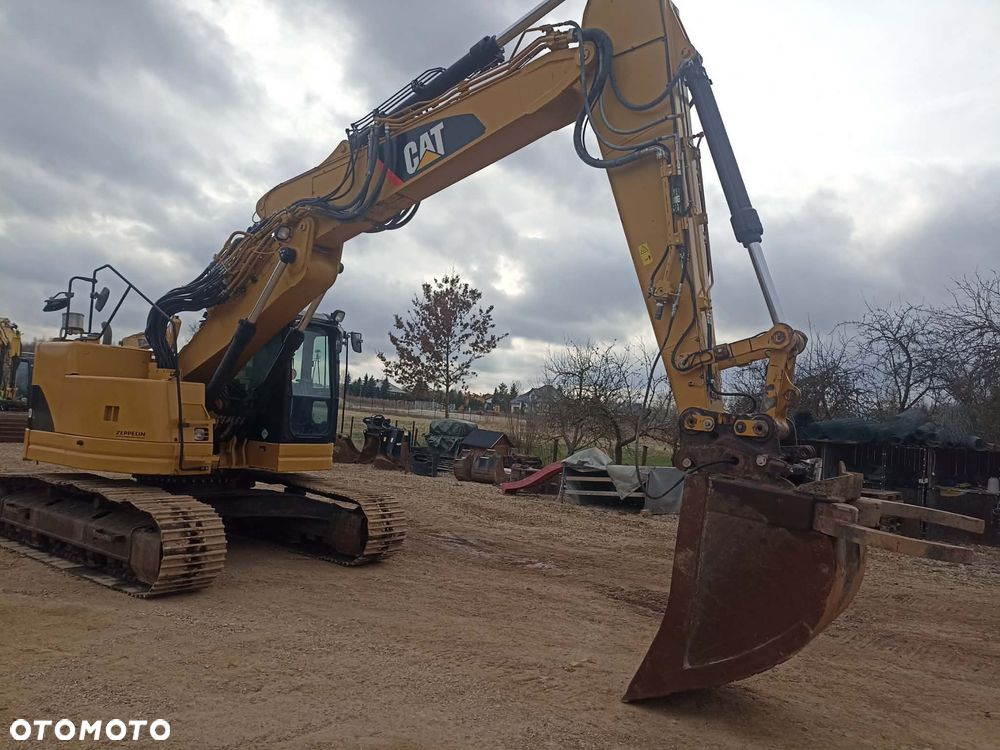 Caterpillar 321 - 10