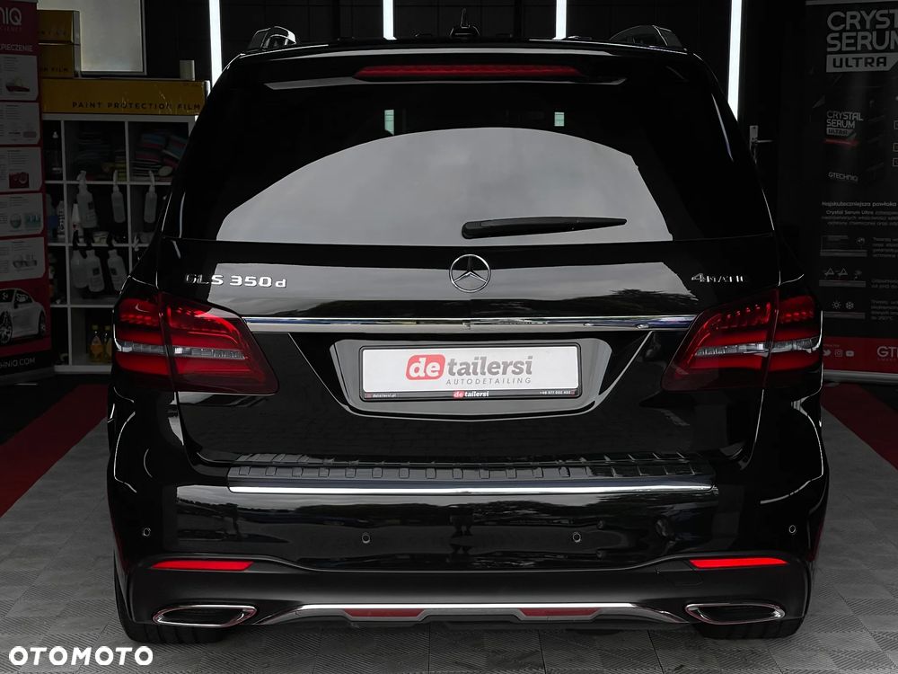 Mercedes-Benz GLS - 17