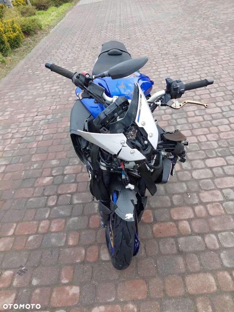 Yamaha MT - 8