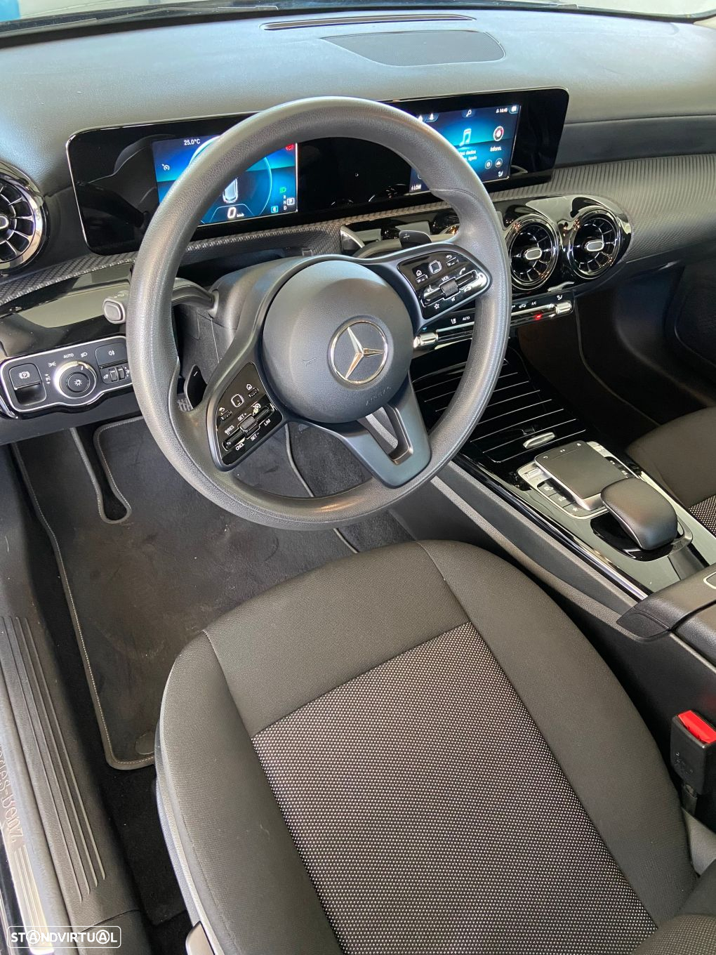 Mercedes-Benz A 180 d Style Aut. - 33