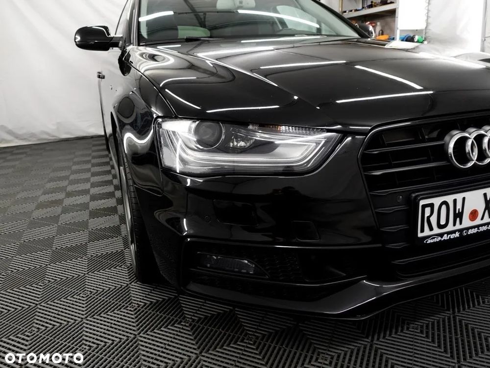 Audi A4 Avant 2.0 TDI Design S tronic - 30