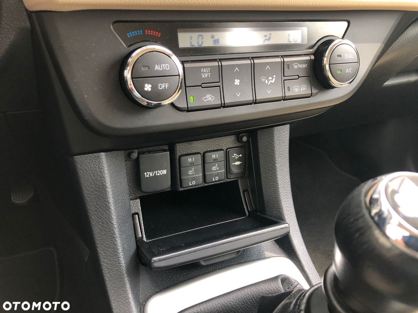 Toyota Corolla 1.6 Premium EU6 - 21