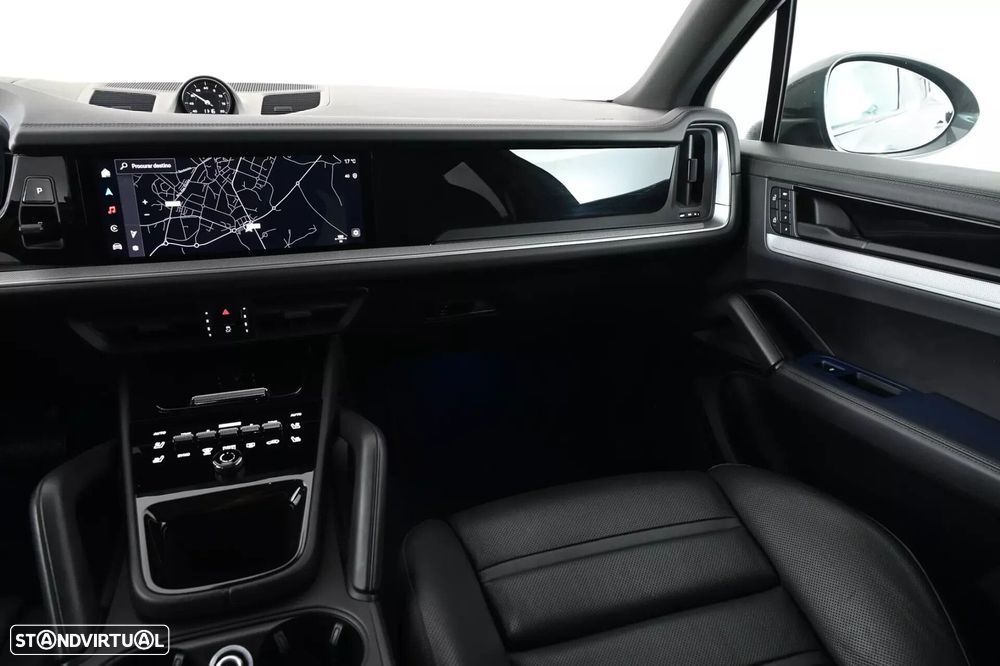 Porsche Cayenne - 18