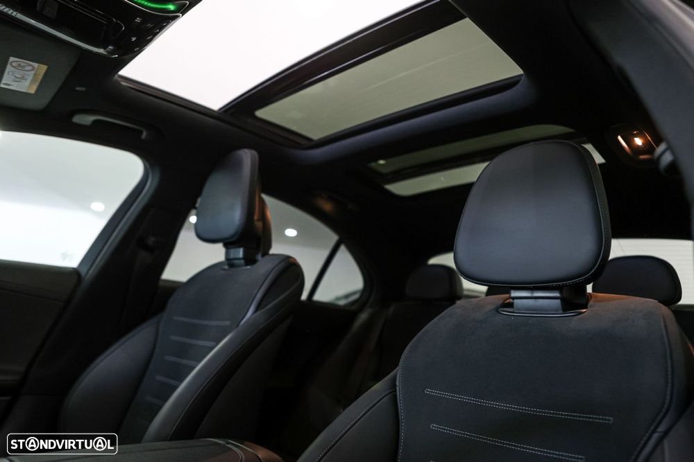 Mercedes-Benz C 300 de AMG Line - 32