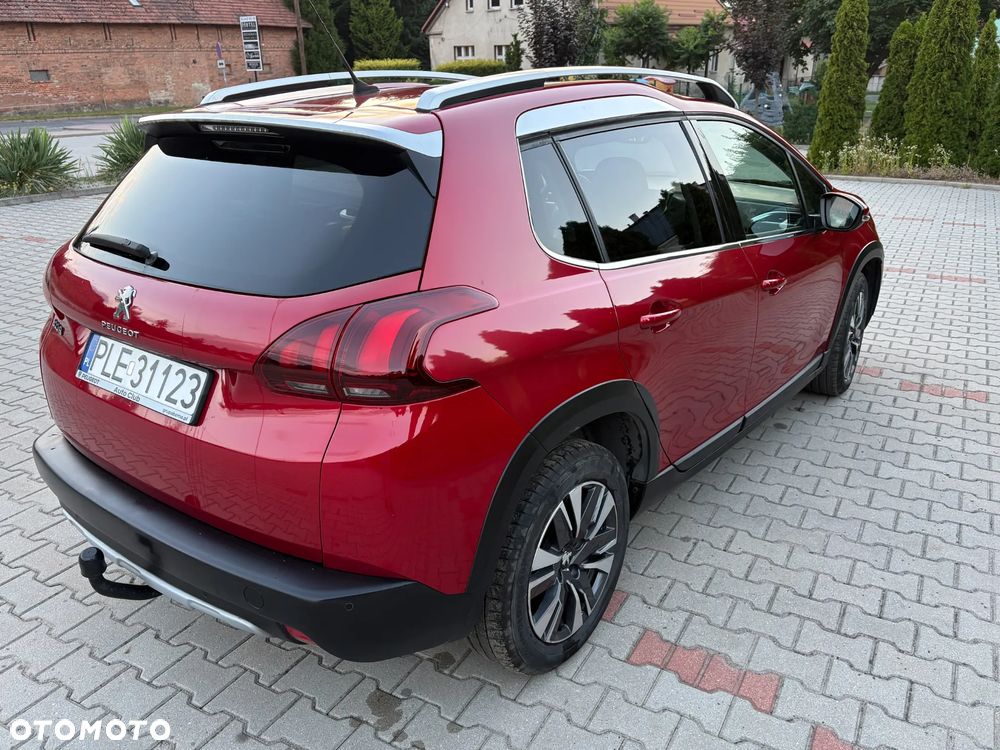 Peugeot 2008 1.2 Pure Tech Allure S&S EAT6 - 4