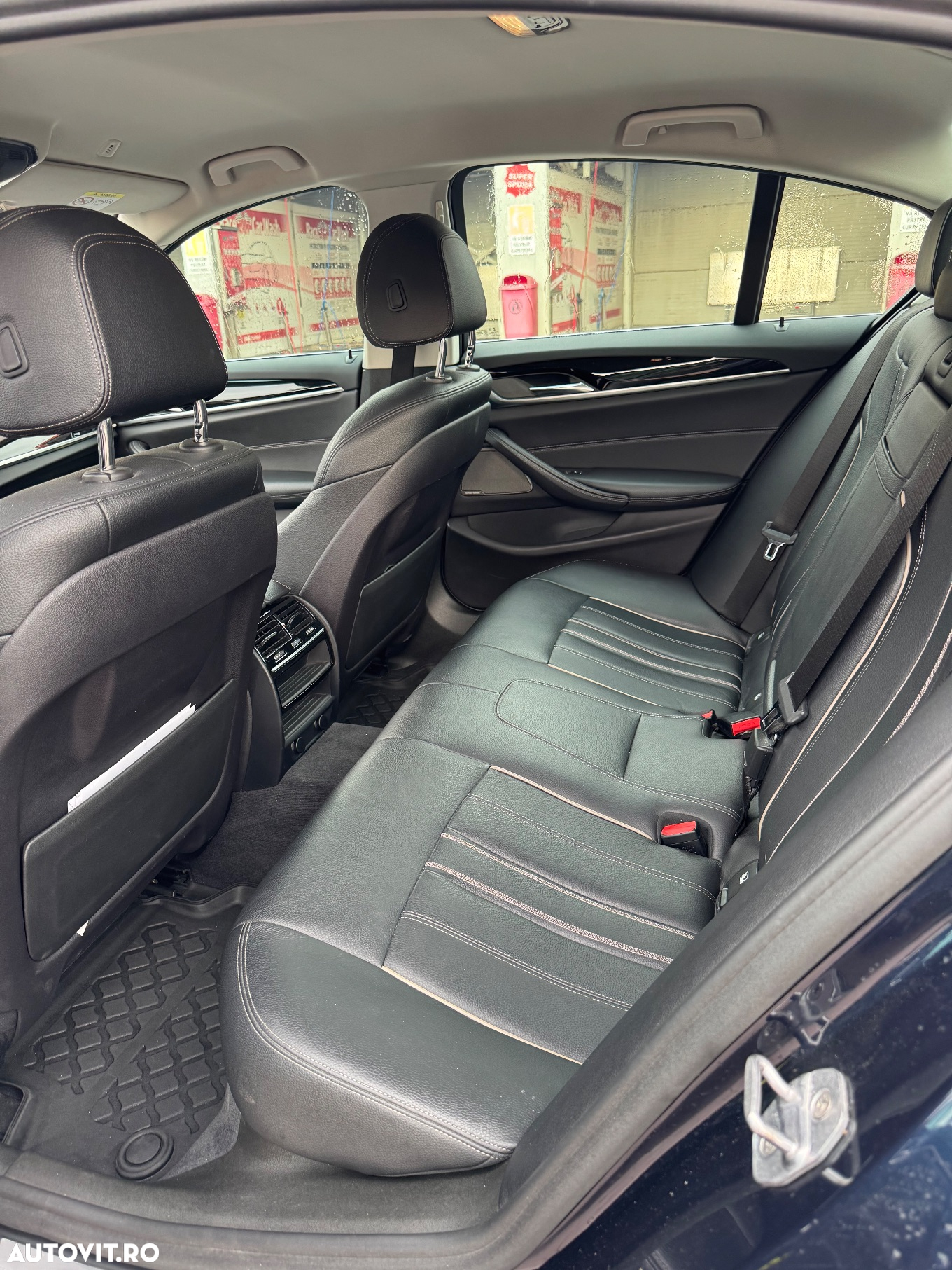 BMW Seria 5 520d Sport Line - 18