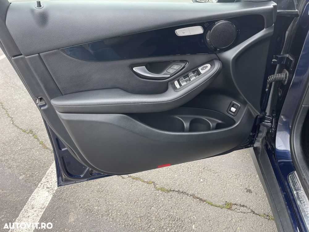 Mercedes-Benz GLC - 9