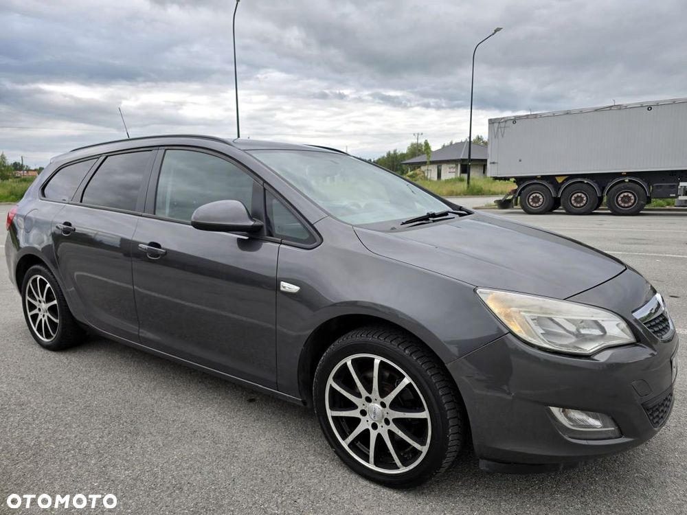 Opel Astra 1.7 CDTI DPF ecoFLEX Start/Stop Design Edition - 37